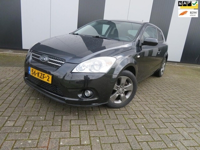 Kia Pro_cee'd 1.4 CVVT X-ecutive