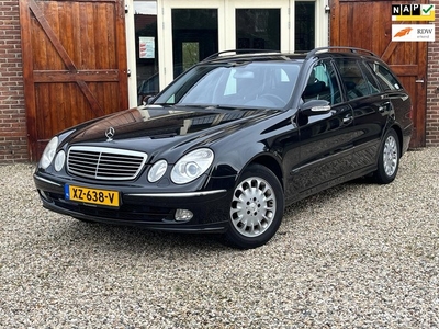 Mercedes-Benz E-klasse Combi 240 Elegance 7-persoons