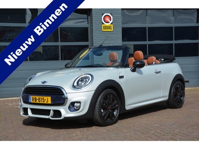 MINI Cabrio 1.5 Cooper Chili Serious Business JCW Automaat