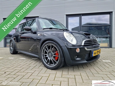 Mini Mini 1.6 Cooper S 163PK LEDER NAVI 17