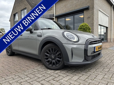 MINI Mini 5DRS 1.5 One Essential Navigatie / Full LED / Carplay