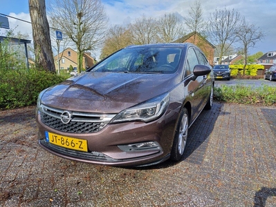 Nette en complete Opel Astra Sports Tourer