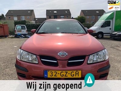 Nissan Almera 1.8 Comfort