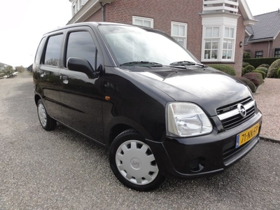 Opel Agila 1.0-12V Essentia (bj 2003)