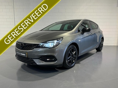 Opel Astra 1.2 Black Edition / 110PK / NAVI / CAMERA /