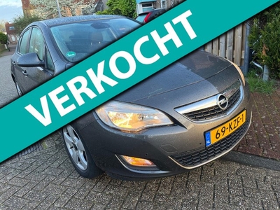 Opel Astra 1.6 Edition / 174.000km nap 2011