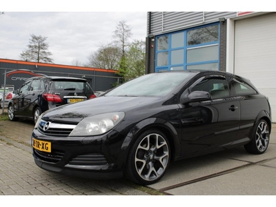 Opel Astra GTC 1.6 Edition / Nieuwe APK / Airco / Navi /