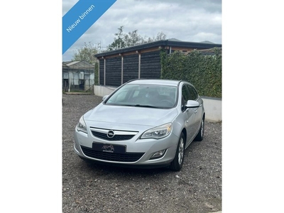 Opel Astra Sports Tourer 1.4 Business Edition *Nieuwe Apk*