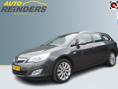 Opel Astra Sports Tourer 1.4Turbo Cosmo 120pk + Trekhaak/ Airco/ Cruise/ Nieuwe APK/ Mooie auto!