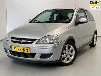 Opel Corsa 1.2-16V Silverline / Airco / LM velgen / Meeneemprijs