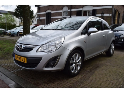 Opel Corsa 1.4-16V Automaat Edition (bj 2012)