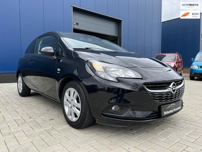 Opel Corsa 1.4 Innovation / CRUISE CONTROL / PDC / APPLE