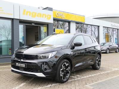 Opel Grandland 1.6 Turbo 300 pk Hybrid 4x4 Ultimate