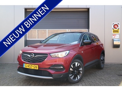 Opel Grandland X 1.2 Turbo Business Executive Panodak