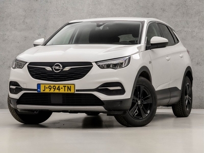 Opel Grandland X 1.2 Turbo Sportline Automaat (APPLE CARPLAY, NAVIGATIE, CAMERA, TREKHAAK, DEALER ONDERHOUDEN, ELEKTRISCHE KOFFERKLEP, LANE ASSIST, SPORTSTOELEN, NIEUWSTAAT)