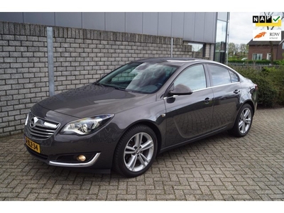 Opel Insignia 1.6 Turbo Business+ Navi Xenon Sportst