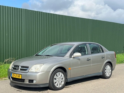 Opel Vectra 2.2-16V Comfort Automaat trekhaak