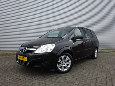 Opel Zafira 1.8 Cosmo 7-Persoons Climate / Navi / Trekhaak