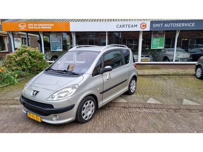 Peugeot 1007 1.6-16V Gentry Automaat Climat Cruise Trekhaak