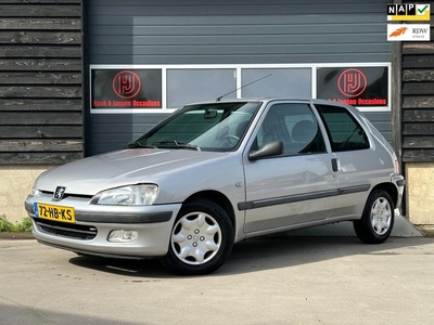 Peugeot 106 1.1 XR Elektrishe ramen Apk NAP