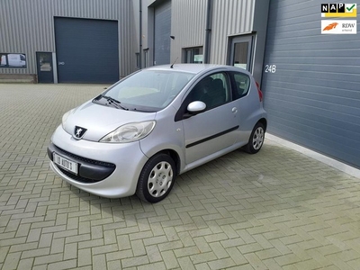 Peugeot 107 1.0-12V XR LEUKE AUTO ACTIE WEEK