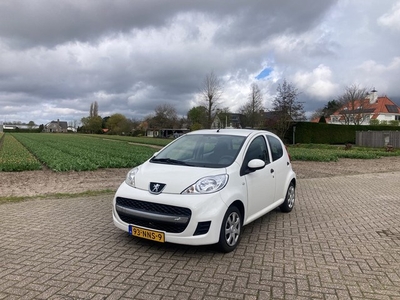 Peugeot 107 1.0-12V XR (bj 2010)