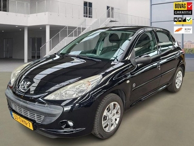 Peugeot 206 + 1.4 Urban Move 5-deurs NL-auto + NAP