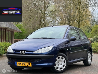 Peugeot 206 1.4 X-Design AUT NAP 2005 NWE APK NETJES