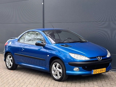 Peugeot 206 CC 1.6-16V NW APK Clima TREKHAAK (bj 2003)