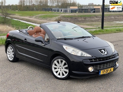 Peugeot 207 CC 1.6 VTi Féline