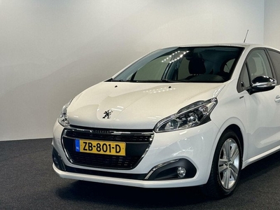 Peugeot 208 1.2 PureTech Signature Apple Carplay/Android