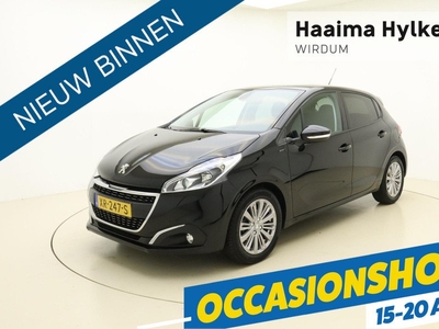 Peugeot 208 1.2 PureTech Signature | Navigatie | Airco | Cruise Control | Parkeersensoren | Lichtmetalen Velgen |