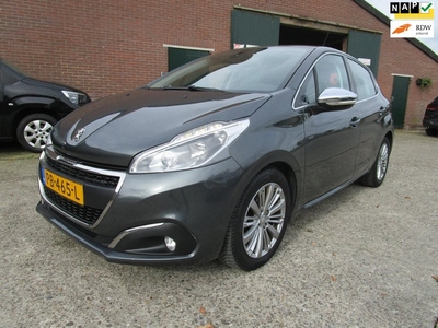 Peugeot 208 1.6 BlueHDi Executive navi,clima, pdc nieuwstaat