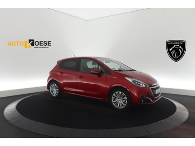 Peugeot 208 PureTech 110 Signature Parkeersensoren