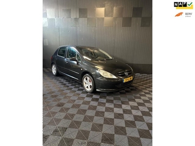 Peugeot 307 2.0-16V XSI Clima Leder Nieuwe APK