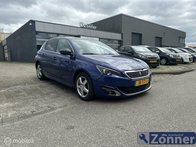 Peugeot 308 1.2 PureTech Blue Lease GT-line