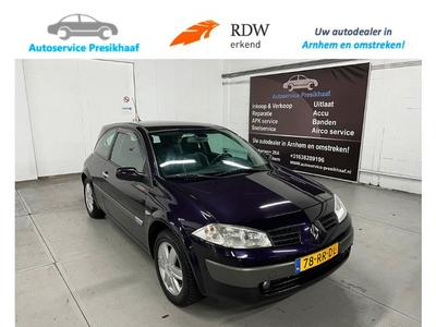 Renault Mégane 1.6-16V Privilège Luxe ECC / HALF-LEDER / NAP