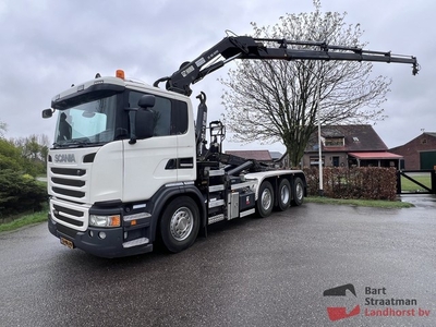 Scania G450 8x2 Euro 6 met haakarmsysteem en Hiab 166-4