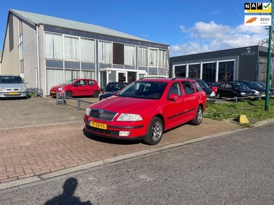 Skoda Octavia Combi 1.6 FSI Ambiente