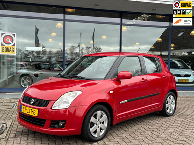 SUZUKI SWIFT 1.3 Shogun 5Drs Airco LM-Velgen Elek.Pakket Radio-CD Airbags NAP NL-Auto Dealeronderhouden!