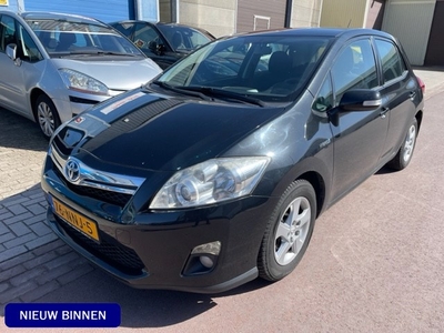 Toyota Auris 1.8 Full Hybrid Aspiration 100% dealer