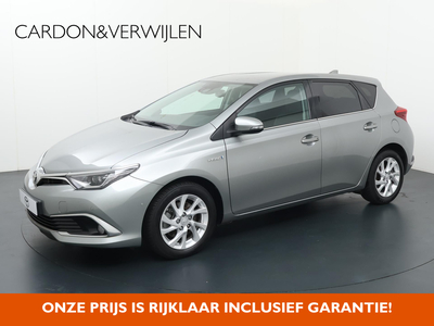 TOYOTA AURIS 1.8 Hybrid Executive | Achteruitrijcamera | Cruise control | Parkeersensoren |