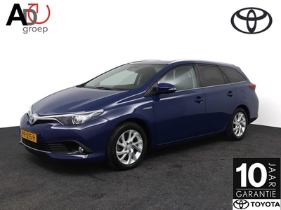 Toyota Auris Touring Sports 1.8 Hybrid Dynamic Go