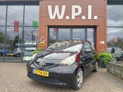 Toyota Aygo 1.0-12V Comfort | Nieuwe APK | Dealer onderhouden |