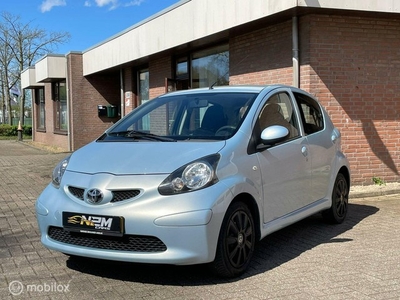 Toyota Aygo 1.0-12V Sport Airco NAP2e eigenaar