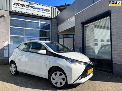 Toyota Aygo 1.0 VVT-i x-nav NL.Auto/Navigatie/Elc.Pakket/5Deurs/1ste Eigenaar/Dealer Onderhouden