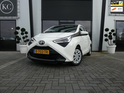 Toyota Aygo 1.0 VVT-i X-PLAY AIRCO LED TEL CAMERA