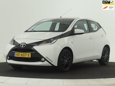 Toyota Aygo 1.0 VVT-i x-play Airco Camera dealer