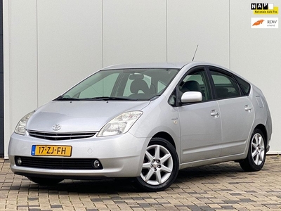 Toyota Prius 1.5 VVT-i business Navi Keyless Nieuwe accupakket 6 maanden garantie