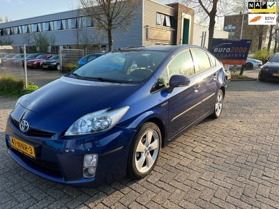 Toyota Prius 1.8 Dynamic - NAVIGATIE - CAMERA - TREKHAAK !